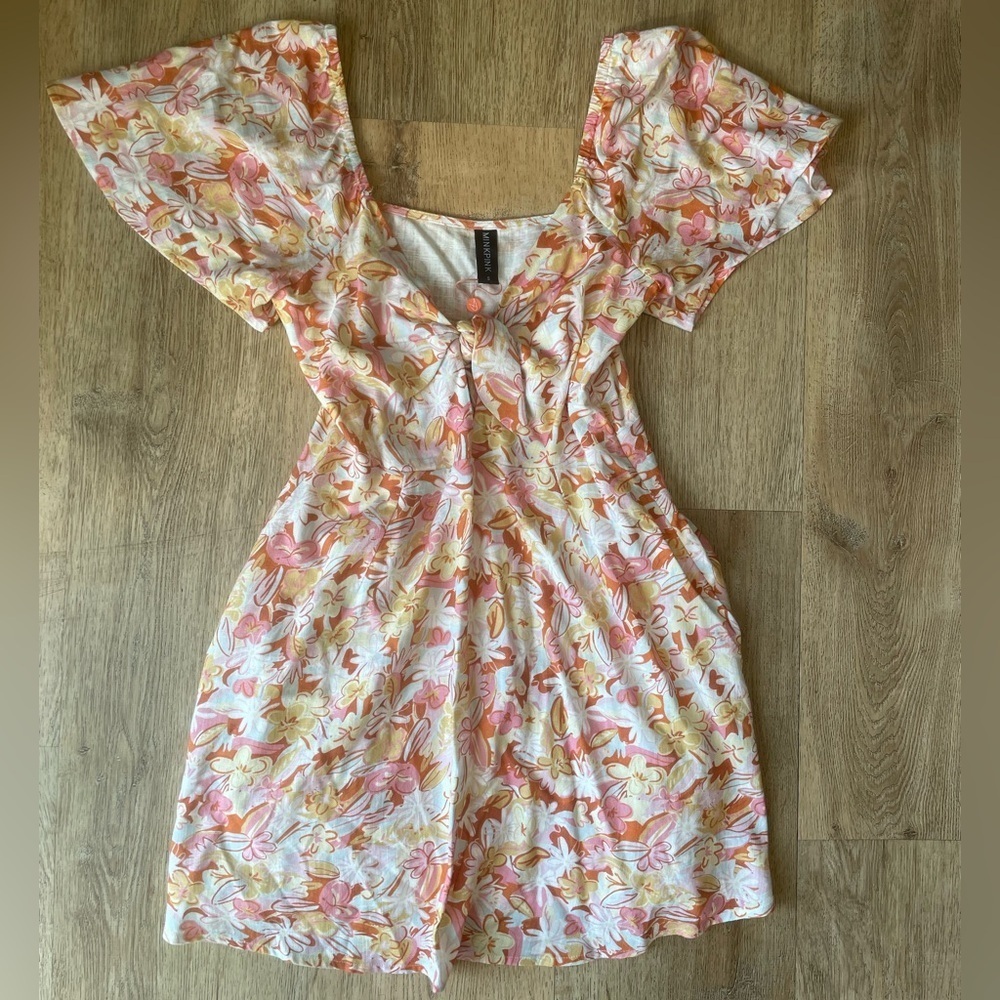 MINKPINK Floral Mini Dress Womenโs S Tie Front Boho Cottagecore Flutter Sleeve